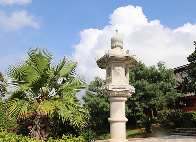 青龙园风景灯塔